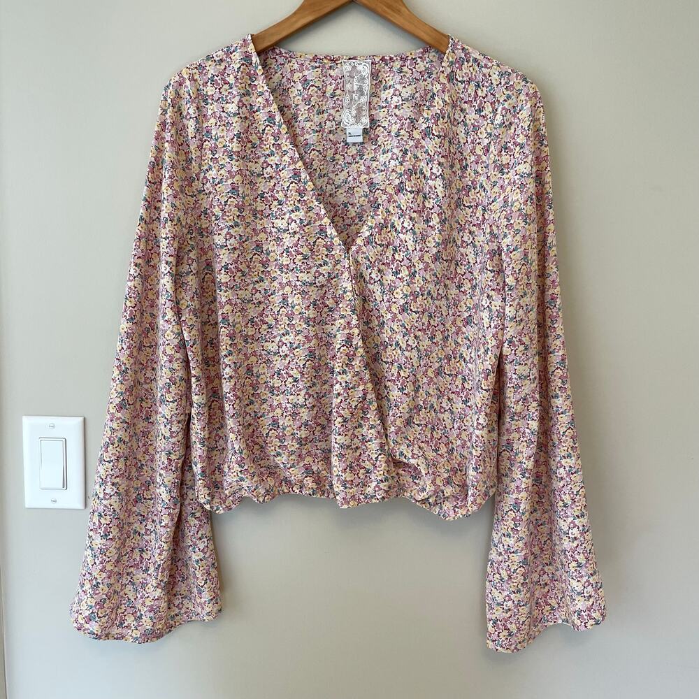 Sadie & Sage Womens XL Floral Crop Top Flare Sleeves V Neck Flowy Boho Prairie